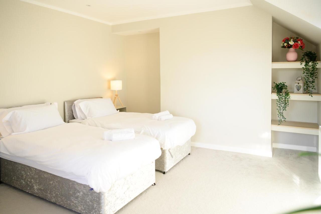 Luxurious Tranquil Four Bedroom Retreat In Buxton Buxton  Exterior photo